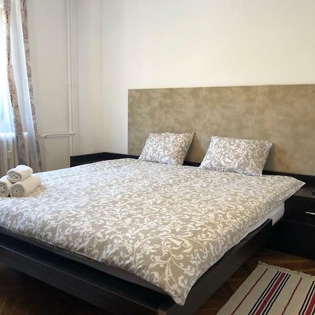 Blue Apartment Drobeta Turnu Severin Exterior foto